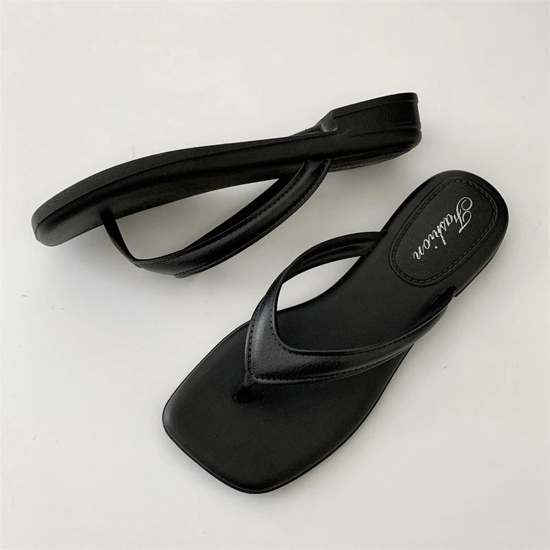 Women Solid Slippers Outdoor Light Weight Cool Shoes Ladies Flat Flip-flop Non-slip Basic Home Sandals Pantuflas Mujer