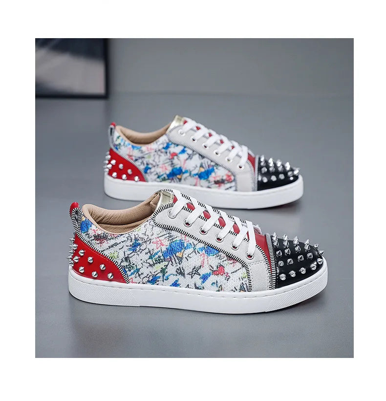 New Fashion Silver Trainers Glitter Spiky Shoes Men Lace Up Sneakers Low Top Shoes Red Sole Man Designer Sneaker With Spikes