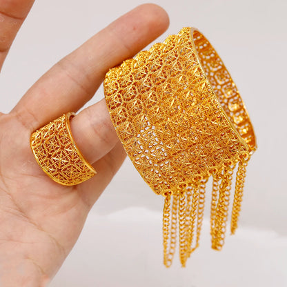 Women's Gold-Plated Hollow Metal Cuff Bangle Alloy Jewelry Set Pearl Ring for Weddings Engagements Personalities' Gift