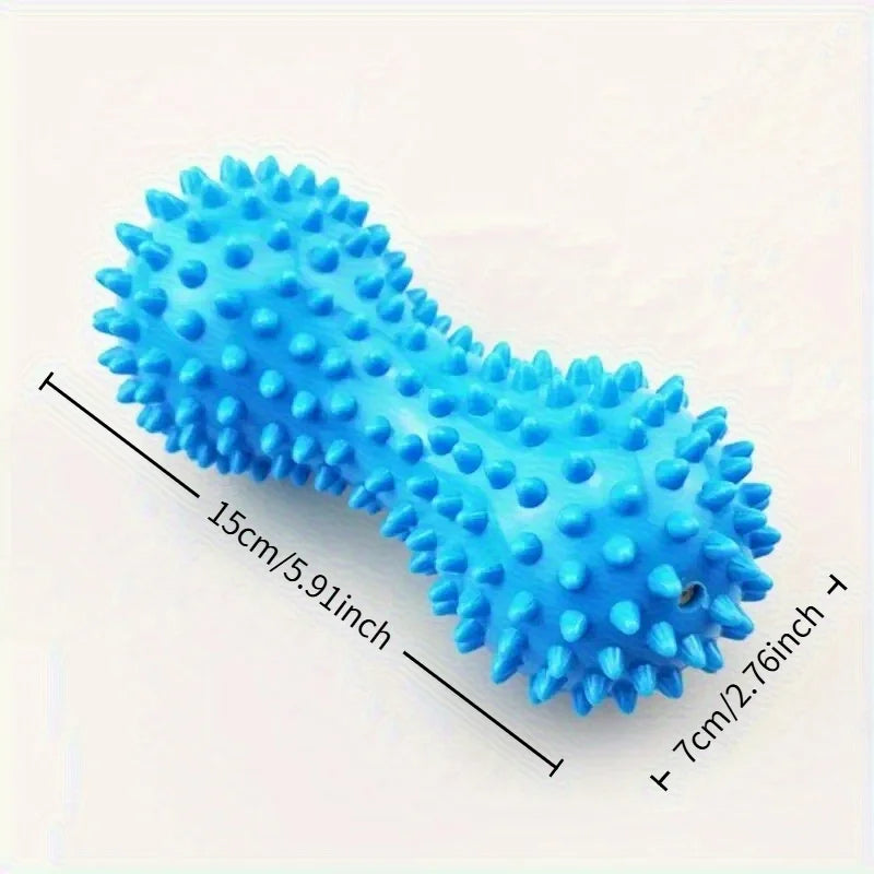 Peanut-shaped yoga massage ball for deep tissue massage. It relaxes muscles in the shoulders, neck and back and relieves neck tension. It is an essential fitness accessory for yoga.