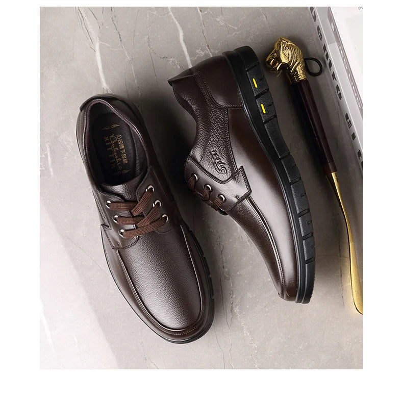 Autumn Men's Leather Shoes True Cowhide Flat Bottom Anti-Slip Plus Size Casual Elderly Father Shoes Rubber Sole China Made