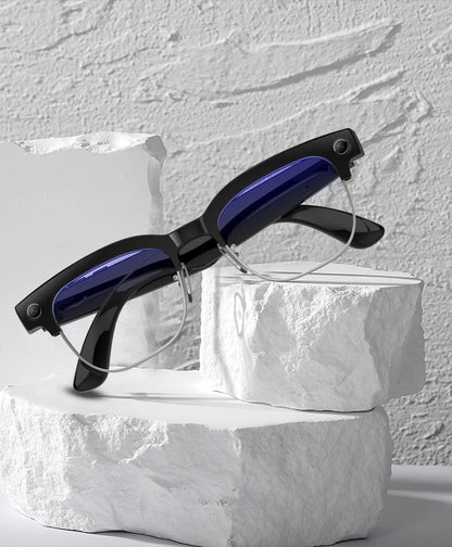 Lunettes intelligentes avec traduction IA, caméra HD 8 mégapixels, stabilisation optique de l'image, double microphone et réduction du bruit.