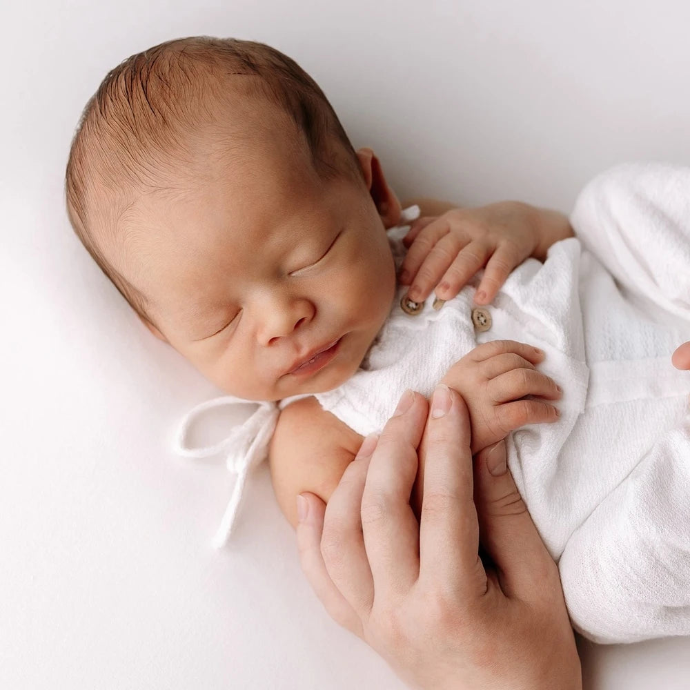 Dreamy Newborn Photography Props White Muslin Romper with Adorable Pocket Baby Photo Shoot Outfit Infant Cute Costume