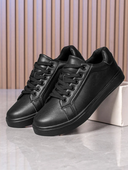 Men Shoes Skateboarding Shoes ForMen Sneakers Lightweight White Black Sports Shoes