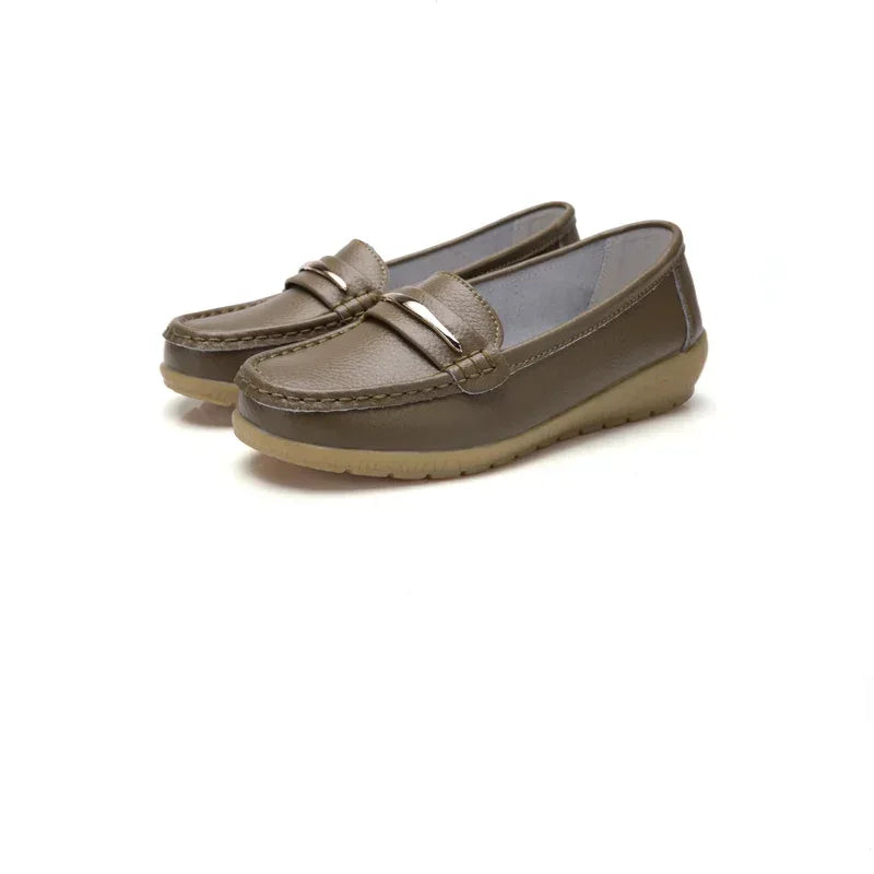 2025 New Genuine Leather Shoes Woman Slip On Women Flats Moccasins Women's Loafers Spring Autumn Mother Shoe Big Size 35-44