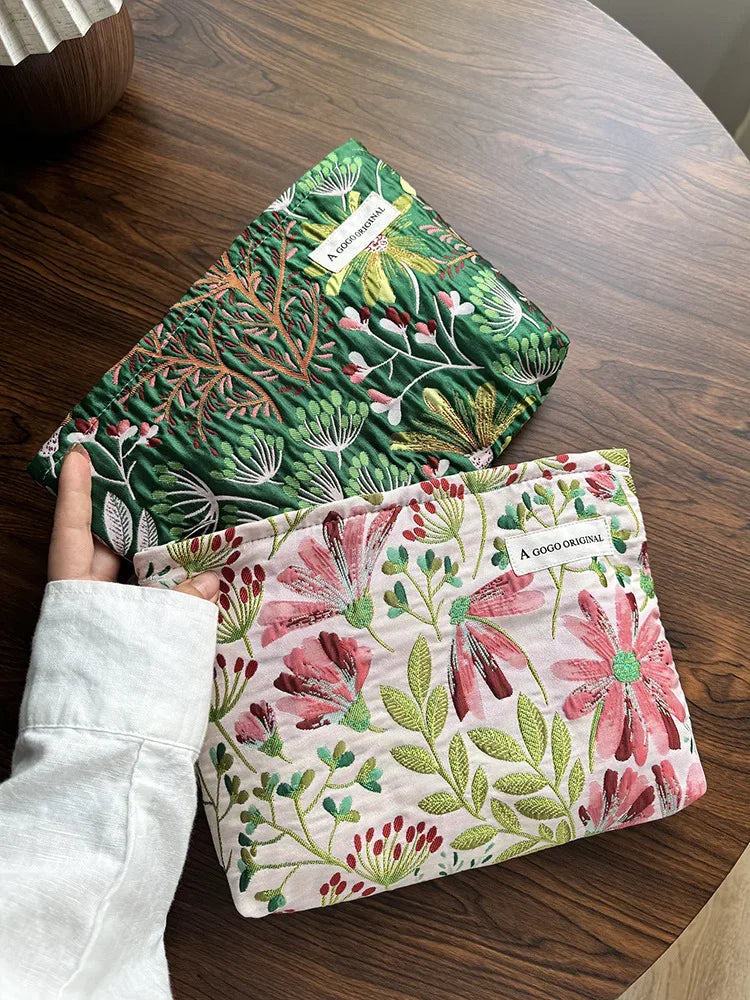 Ins Floral Cosmetic Bag Women Clutch Bag Makeup Bags Portable Skincare Storage Bags Toilet Bag Makeup Pouch Travel Organizer