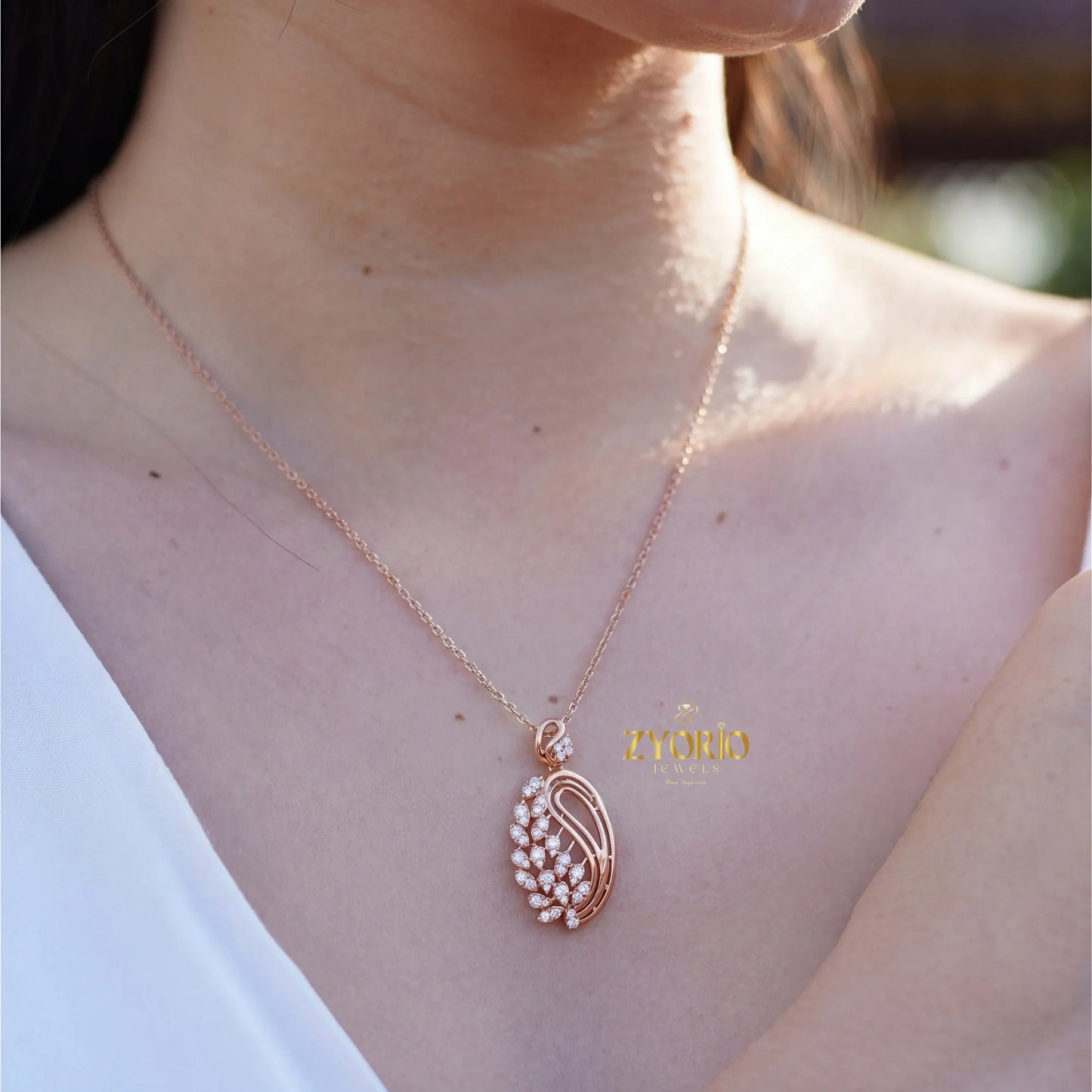 Gold Plated Link Chain Paisley Leaf Diamond Pendant with Sparkling Elegant Nature for Engagement Wedding Anniversary