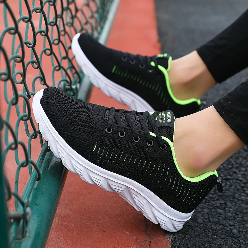 MAEDEF 2024 Running Shoes Men Sneakers Fashion Lightweight Trainers Breathable Walking Shoe Outdoor Comfortable Athletic for Men