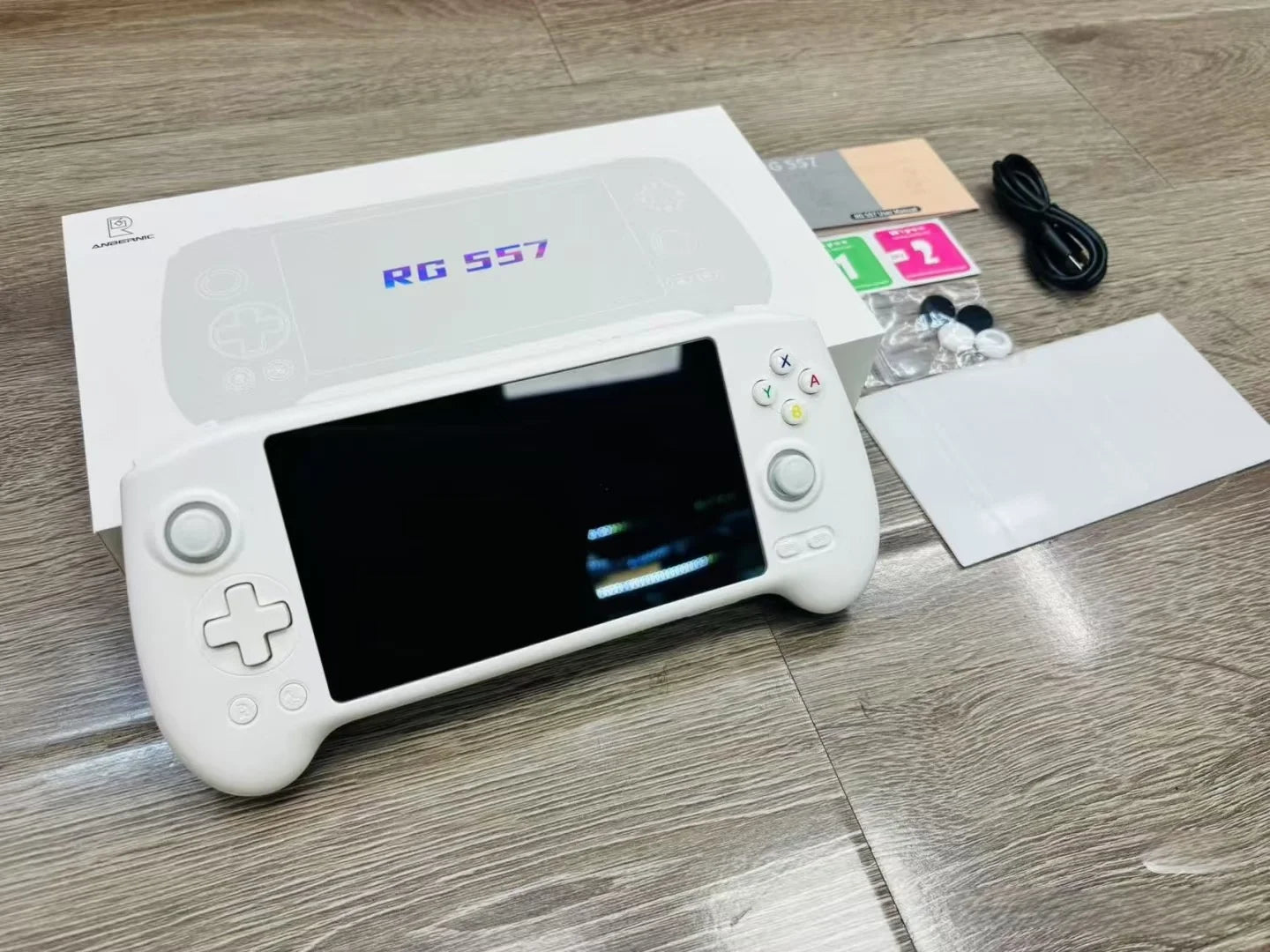 ANBERNIC RG557 Retro Handheld Game Video Player Console  Android 14 12G+256G 5.48 inch AMOLED Screen  512G PS2 PSP Games RG 557
