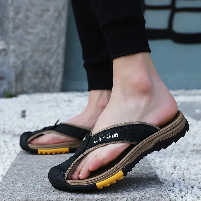 Genuine Cow Leather Shoes Men Sandals Mens Flip Flops Men's Casual Shoes Classic Massage Beach Slippers Anti-slip Summer 2025