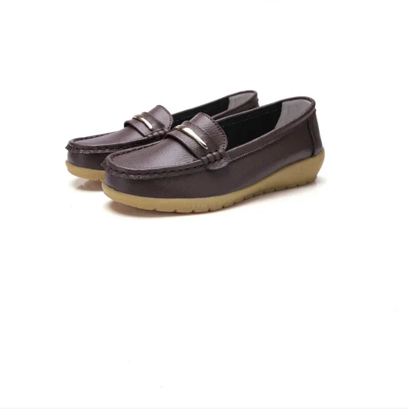 2025 New Genuine Leather Shoes Woman Slip On Women Flats Moccasins Women's Loafers Spring Autumn Mother Shoe Big Size 35-44