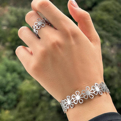 Stainless Steel Bracelet Rings Set Hollow Flowers Unusual Retro Bracelet Ring For Women Jewelry Non-fading High-quality Gift New