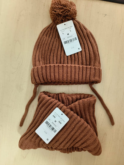 2024 baby girl and baby boy  child children's spring autumn winter Solid knitted hat and knitted infinity scarf
