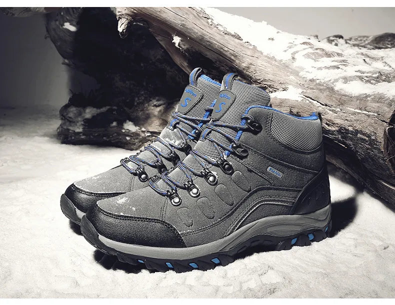 New Men's Winter Boots Warm Plush Snow Boots Outdoor Non-Slip Couple Hiking Boots High-Top Waterproof Sneakers Men's Ankle Boots