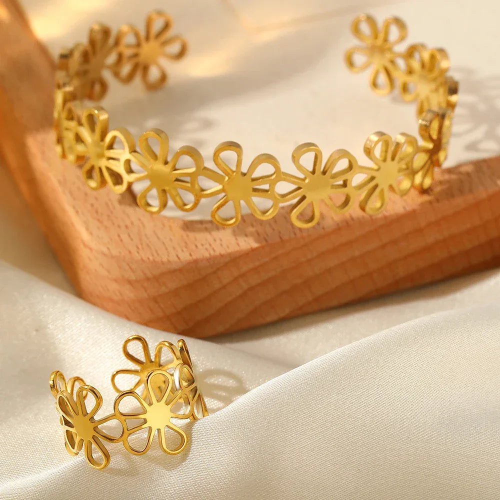 Stainless Steel Bracelet Rings Set Hollow Flowers Unusual Retro Bracelet Ring For Women Jewelry Non-fading High-quality Gift New