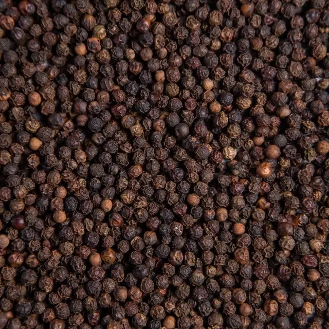 Premium Dried AD Black Pepper Export Quality Whole Bold Berries High Pungency Rich Aroma Cleaned Graded Bulk Supply Kerala India