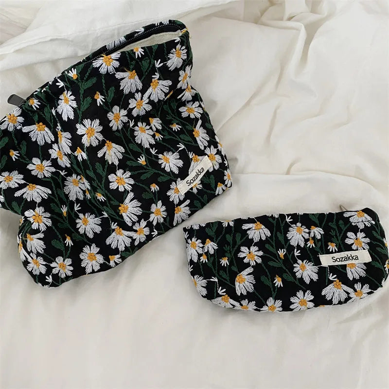Cosmetic Bag Women Floral Makeup Case Organizer Korean Embroidery Cosmetic Pouch Travel Toiletry Bag Corduroy Canvas Beauty Case