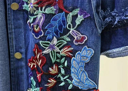 Spring Autumn Loose Vintage Flower Embroidered Denim Jacket Women Single-breasted Casual Raw Fringe Hole Jeans Jackets Female