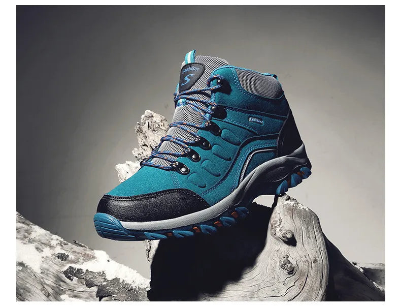 New Men's Winter Boots Warm Plush Snow Boots Outdoor Non-Slip Couple Hiking Boots High-Top Waterproof Sneakers Men's Ankle Boots