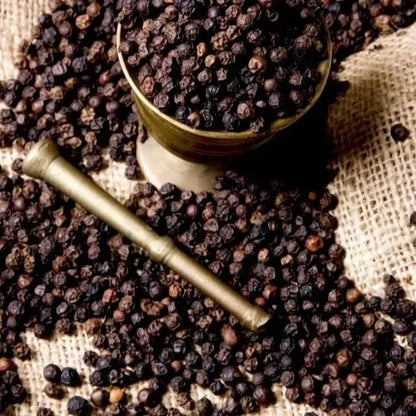 Premium Dried AD Black Pepper Export Quality Whole Bold Berries High Pungency Rich Aroma Cleaned Graded Bulk Supply Kerala India
