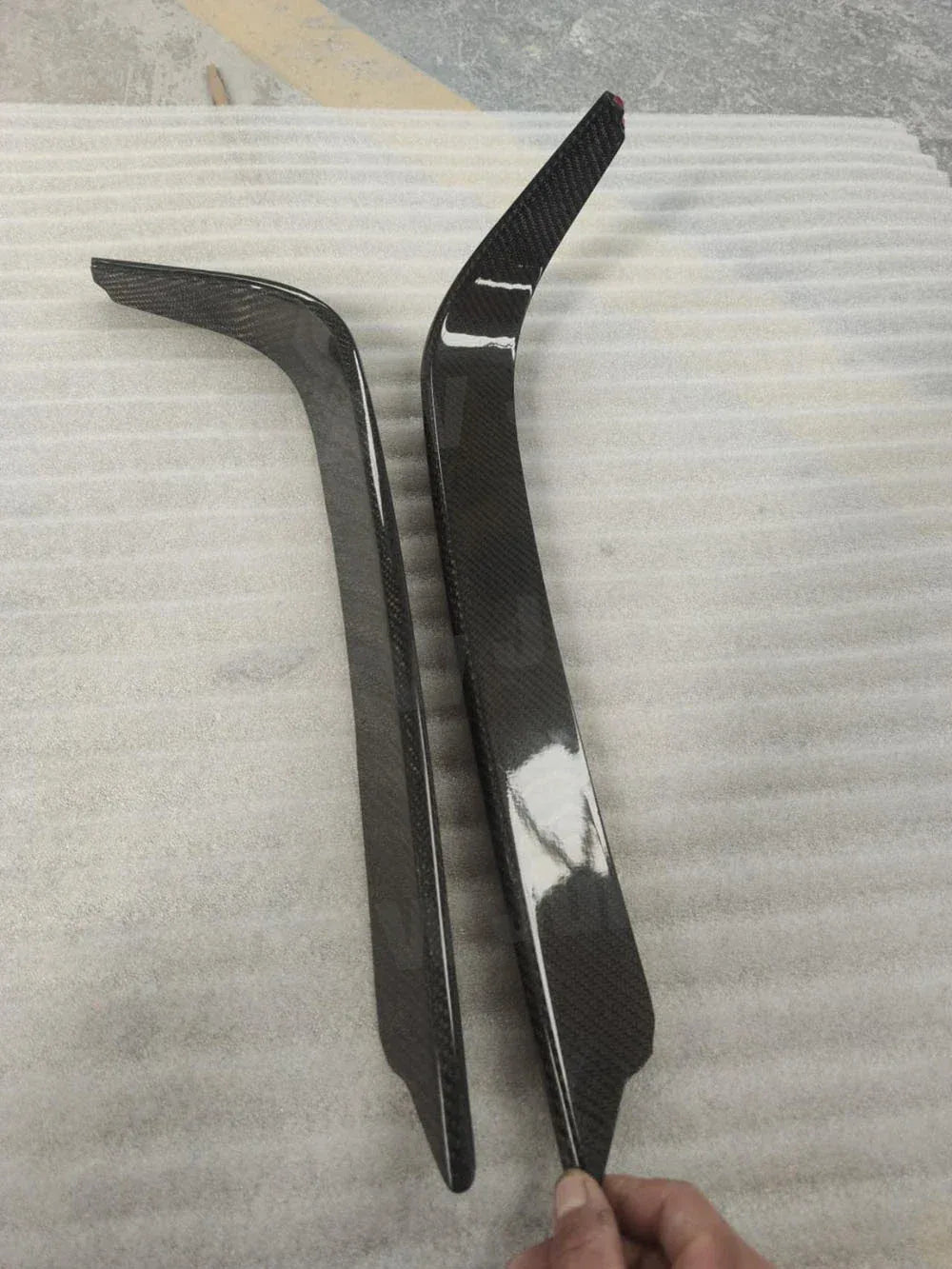 Carbon Fiber FRP Fog Lamp Bumper Fins Trims Decoration for Alfa Romeo Giulia 2016 2017 2018 2019 Sport Standard Car Accessories