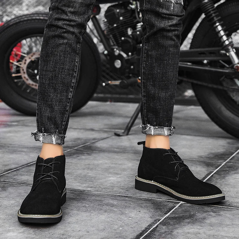 2025 Hot Selling High Top Retro Mens Casual Shoes Outdoor Wear-resistant Lace Up Flat Shoes Autumn and Winter Warm Walking Shoes