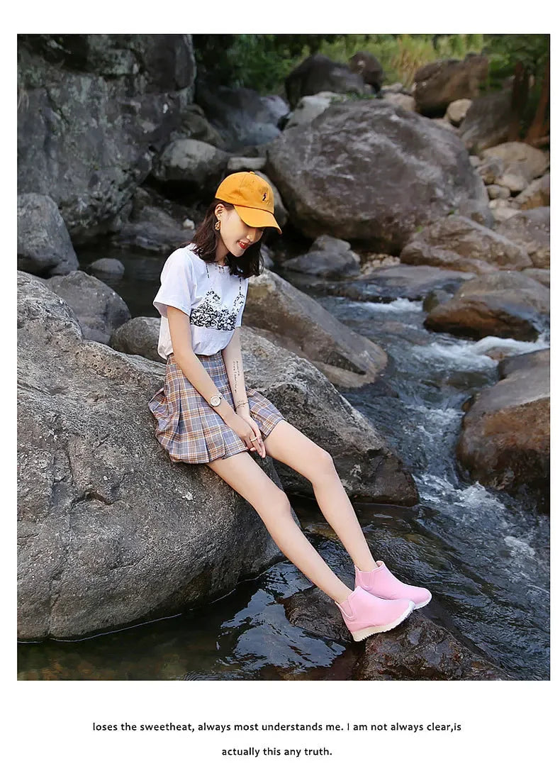 Fashionable Winter Short Ankle Women's Rain Boots Waterproof Slip Resistant Car Wash Shoes Adult Fleece Lined PVC Ladies Footwea