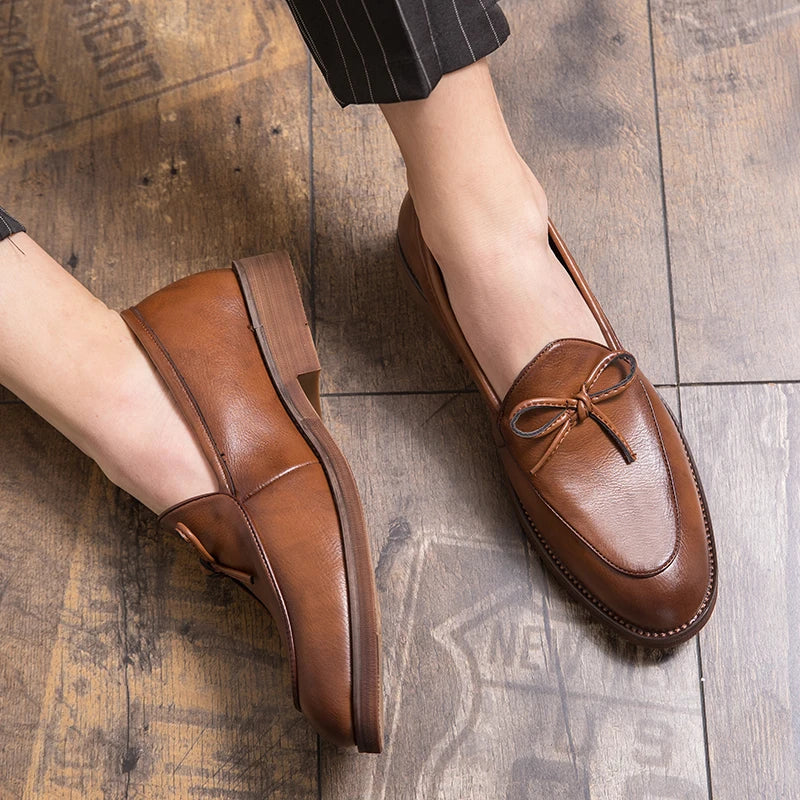 Men Casual Shoes Fashion business dress Soft Moccasins Loafers High-Quality men Leather Wedding shoes Gommino Zapatos Chaussure