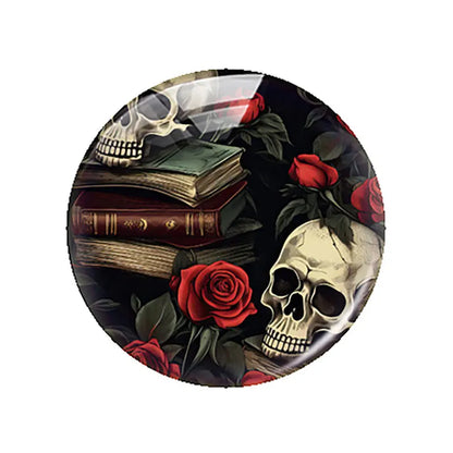 Breloques cabochons en verre à dos plat, style gothique sombre, tête de mort et fleur, pour la création de bijoux DIY. Démonstration de camée à dos plat pour la fabrication de bijoux DIY.