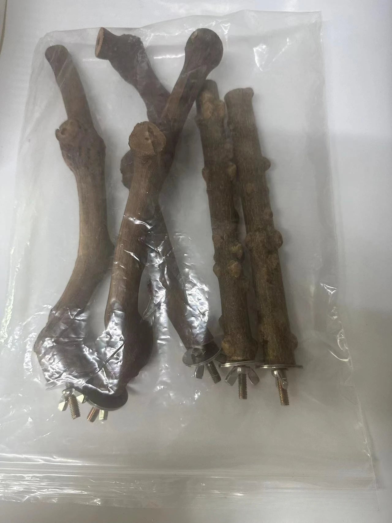 1Pc Pet Standing Stick Wild Grape Wood Pole Parrot Cockatiel Parakeet Station Board Bite Claw Grinding Toy Bird Cage Accessories