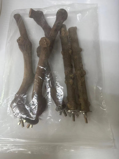1Pc Pet Standing Stick Wild Grape Wood Pole Parrot Cockatiel Parakeet Station Board Bite Claw Grinding Toy Bird Cage Accessories