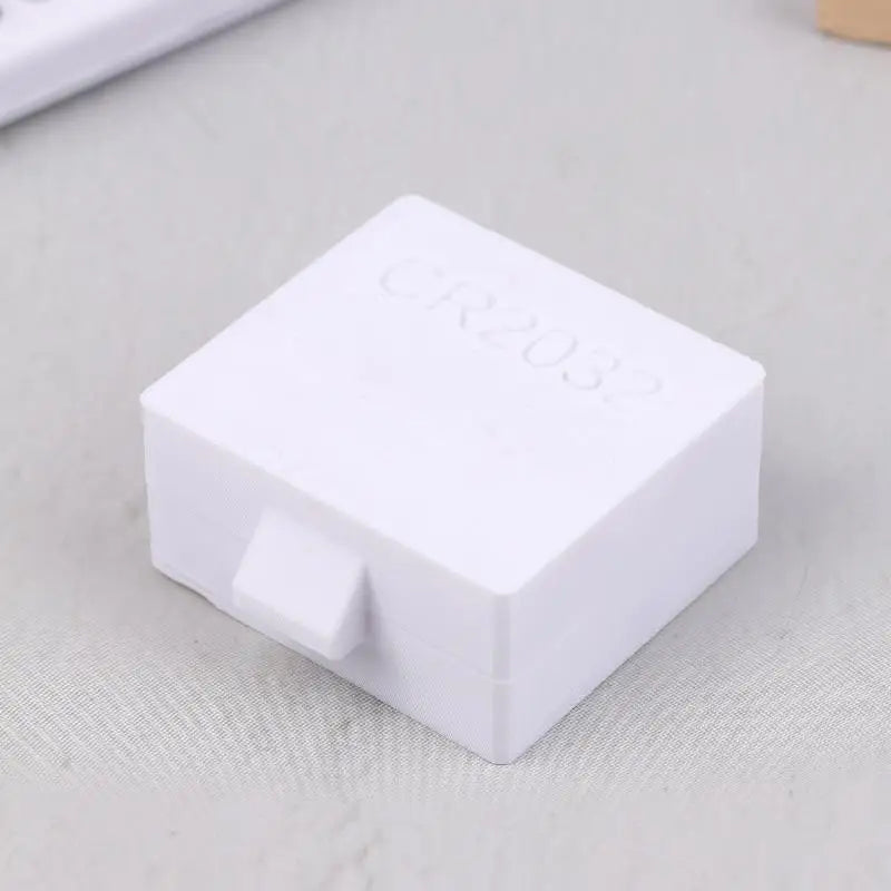 Wholesale 20-Hole CR2032 Battery Box Coin Cell Battery Storage Case Small Battery Organizer Portable Batteries Protective Holder