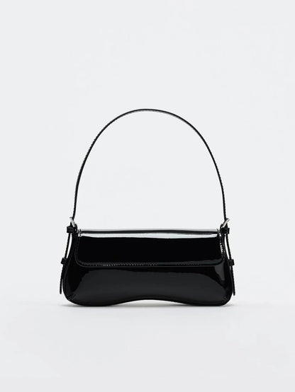 Red Stick Underarm Bag 2024 Autumn New Product Fashionable Simple Commuter Flip Retro Shoulder Bag
