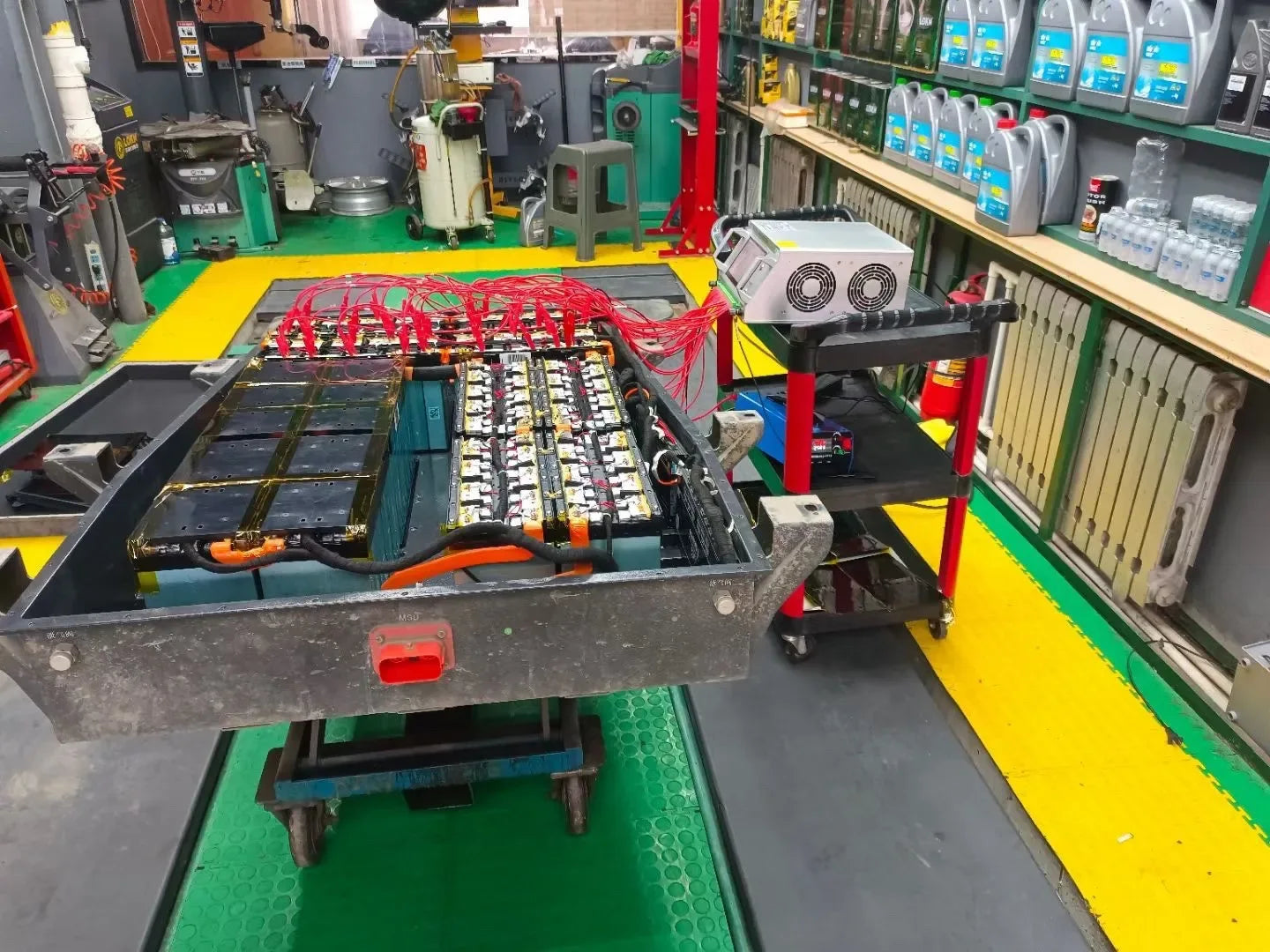 Heltec 2s-24s 32S battery automatic equalizer 4A7A Electric vehicle/Car Battery voltage balance 32s WIFI 25A Repair equipment