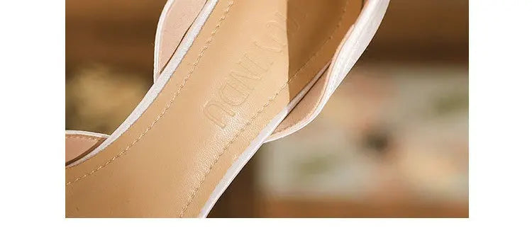 2025 Autumn New White French High Heels Pointy Rhine-Diamond Thin Heel Not Tired Foot Single Shoes Wedding Shoes