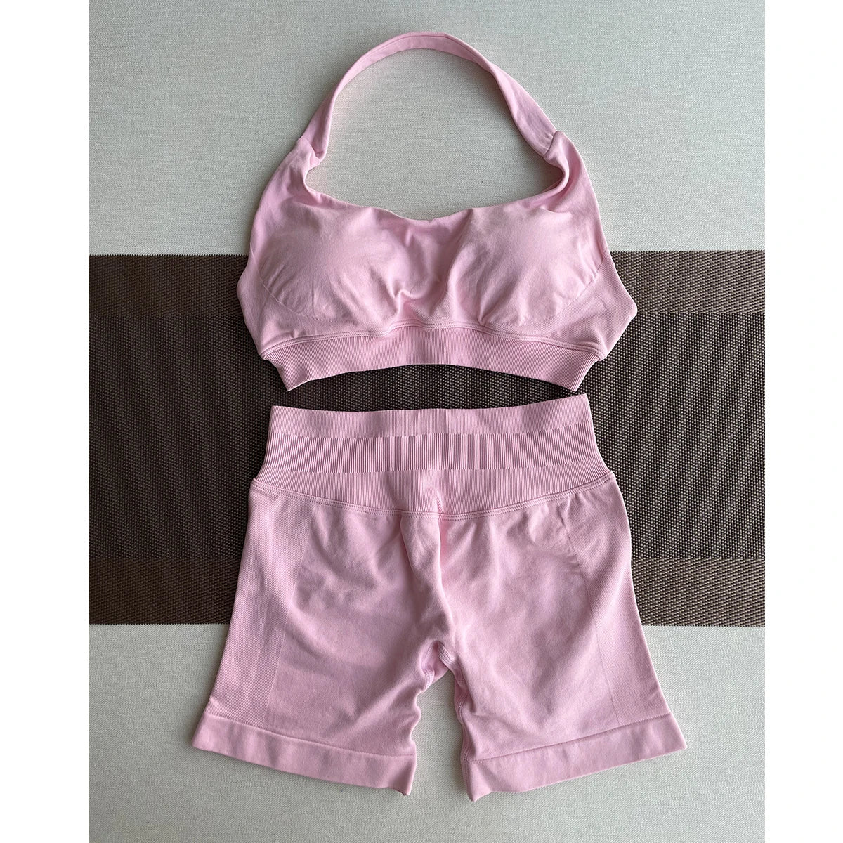 2 Pieces Yoga Gym Set Women Seamless Strappy Yoga Bra High Waist Workout Scrunch Shorts Sports Set Fitness Clothes Sportswear