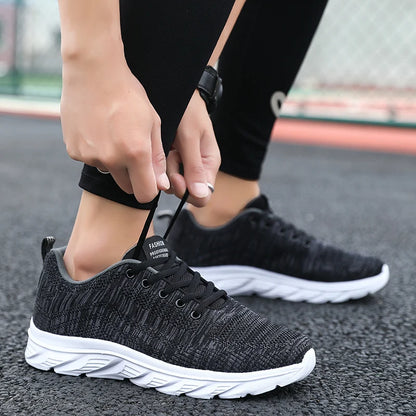 MAEDEF 2024 Running Shoes Men Sneakers Fashion Lightweight Trainers Breathable Walking Shoe Outdoor Comfortable Athletic for Men