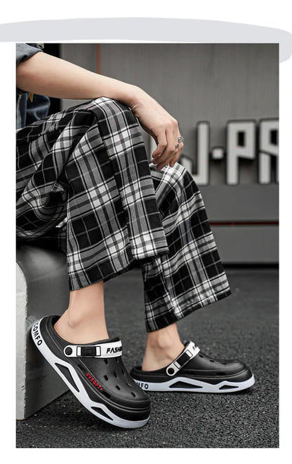 New Breathable sandals For Women Men Summer EVA Garden Clogs Shoes Outdoor Holes Beach Slippers Comfortable House Slides