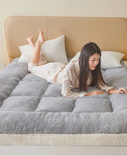 Thicken Winter Warm Lamb Cashmere Mattress High Quality Household Soft Pad Tatami Floor Mat Student Dormitory Single Mattresses
