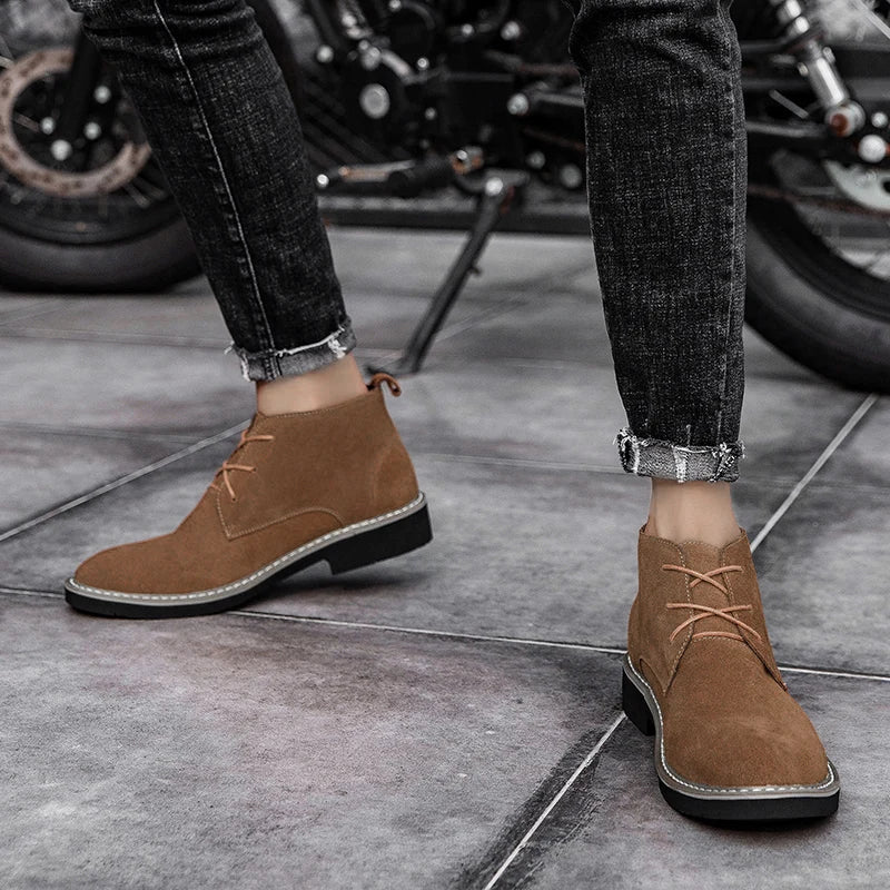 2025 Hot Selling High Top Retro Mens Casual Shoes Outdoor Wear-resistant Lace Up Flat Shoes Autumn and Winter Warm Walking Shoes