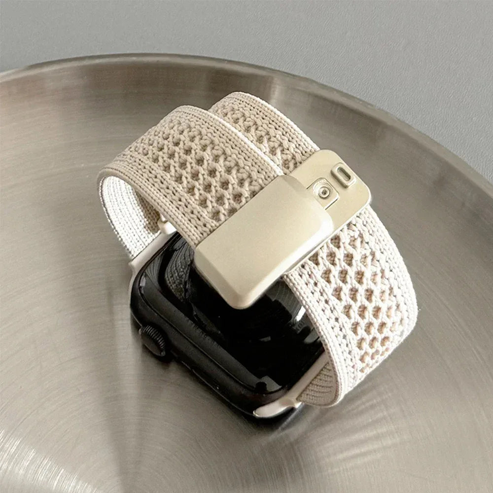 Nylon Magnetic Band for Apple Watch 45mm 41mm 44 40mm Series 10 46mm 42mm Soft Bracelet for IWatch Ultra 49mm 9 7 8 6 5 4 Strap