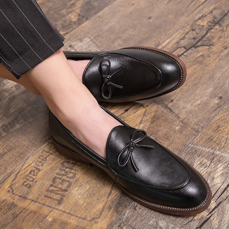 Men Casual Shoes Fashion business dress Soft Moccasins Loafers High-Quality men Leather Wedding shoes Gommino Zapatos Chaussure