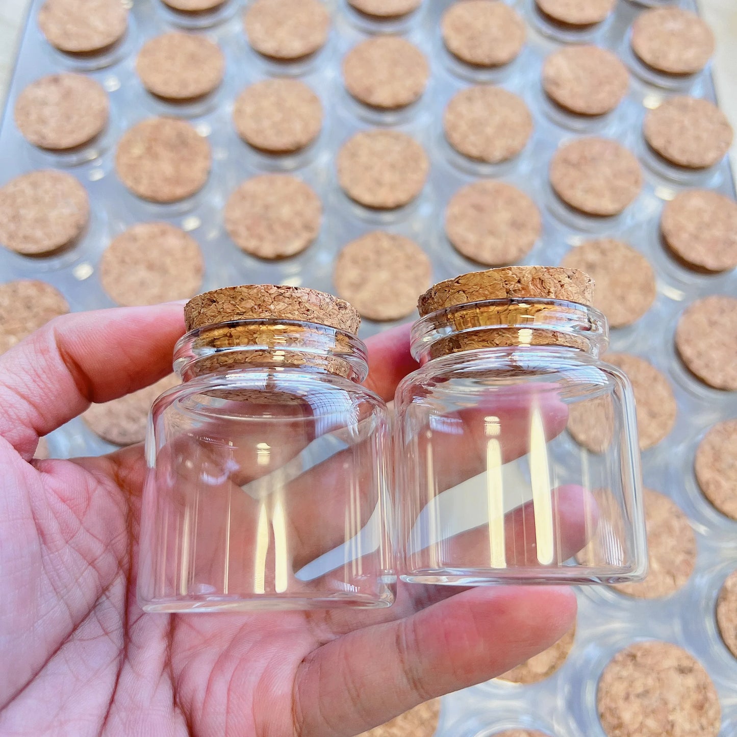 6pcs 12pcs 33x47x50mm Glass Bottles Clear Drifting Christmas Small Cork Stoppers Wedding Jars Birthday Party 50ml Wishing Bottle