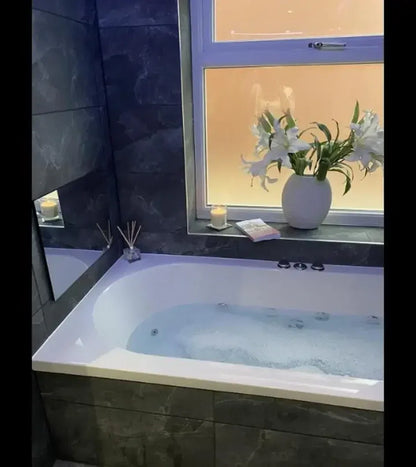 Go Haocrown 19 Inch Touchscreen Mirror TV Bathroom, IP66 Waterproof Android Television Built-In Wi-Fi ATSC Tuner -- US