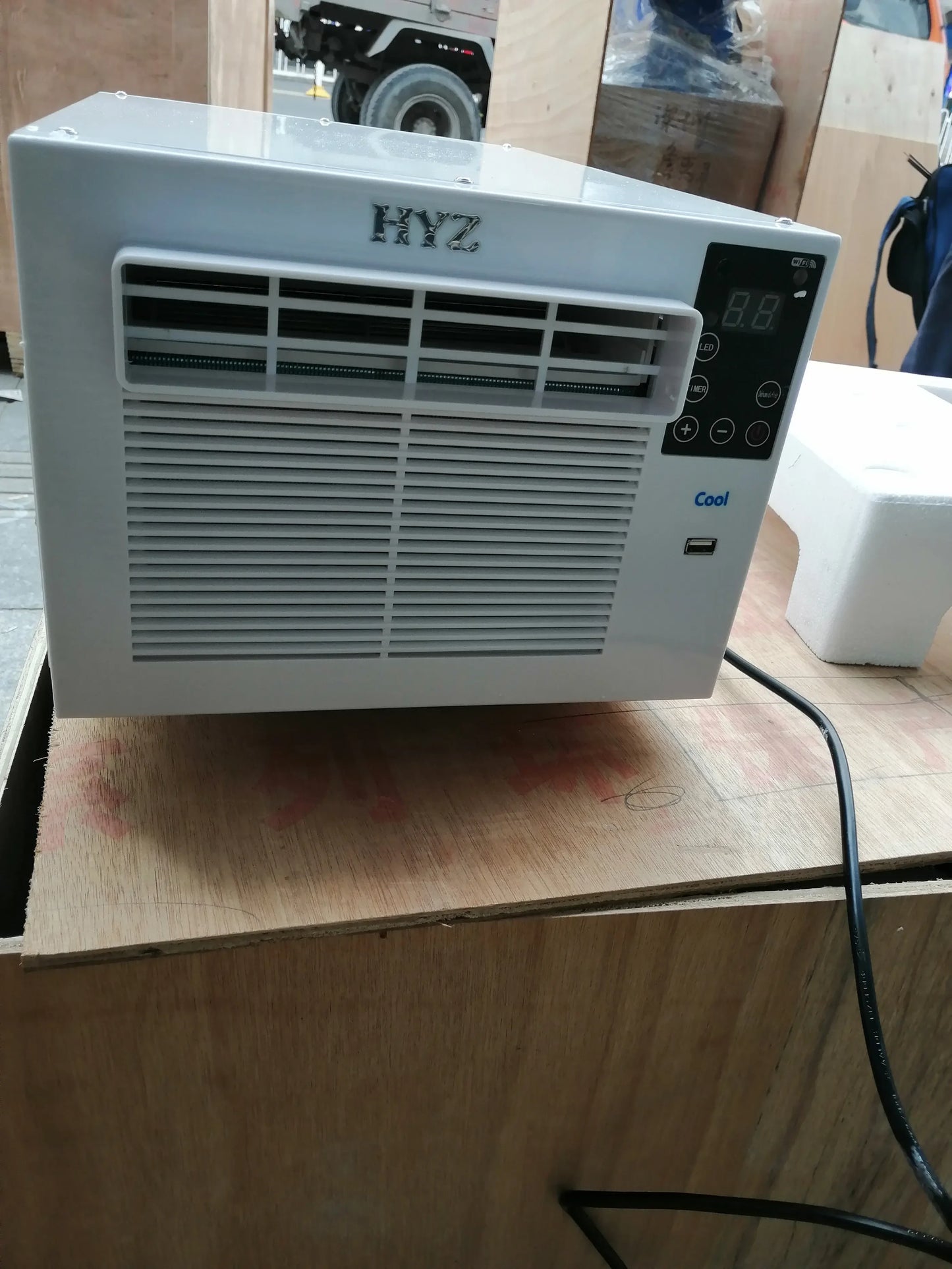 Home Portable Mobile Air Conditioning Dehumidification Desktop Mini Cooling Only Machine Free Installation with Remote Control