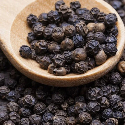 Premium Dried AD Black Pepper Export Quality Whole Bold Berries High Pungency Rich Aroma Cleaned Graded Bulk Supply Kerala India