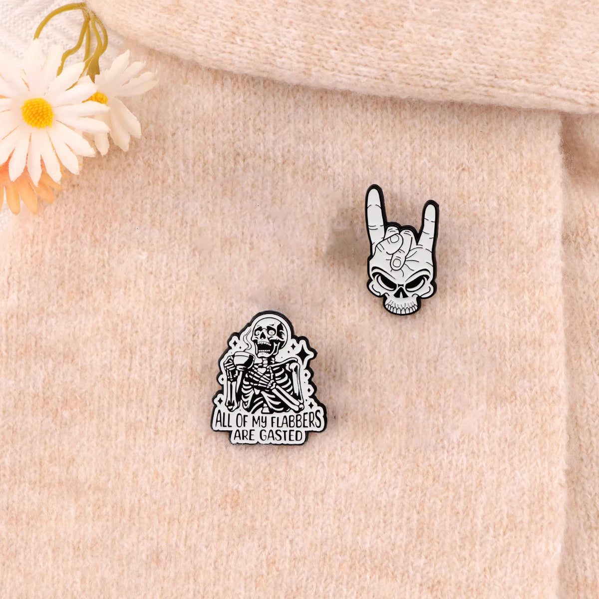 Broche squelette en émail, style punk, pin's à revers, badge pour sac à dos, accessoires de mode, bijoux gothiques, cadeaux d'Halloween