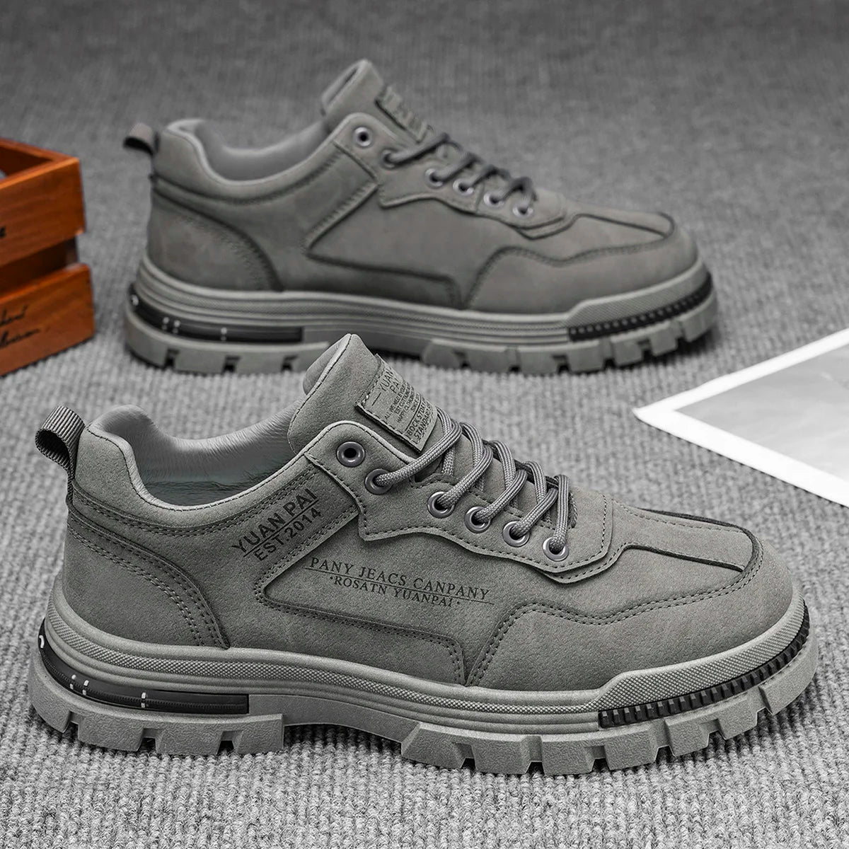 Low-Top Men's Thick-Sole Sports Outdoor Classic Shoes - Lace-Up Fashion Trendy Street Hiking Skate Shoes