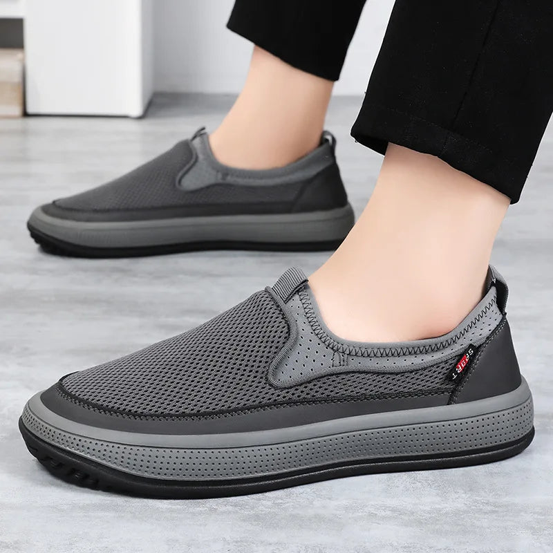 Men's mesh shoes 2026 summer new solid color versatile single shoe breathable soft sole lightweight casual shoes
