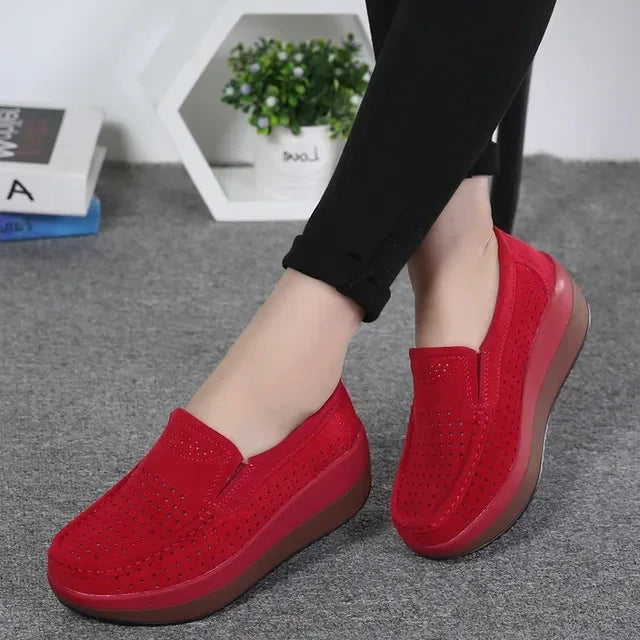 Creepers Platform Shoes Women Flats Women Loafers Spring Autumn Casual Suede Leather Shoes Ladies Moccasins Slip On Plus Size 42